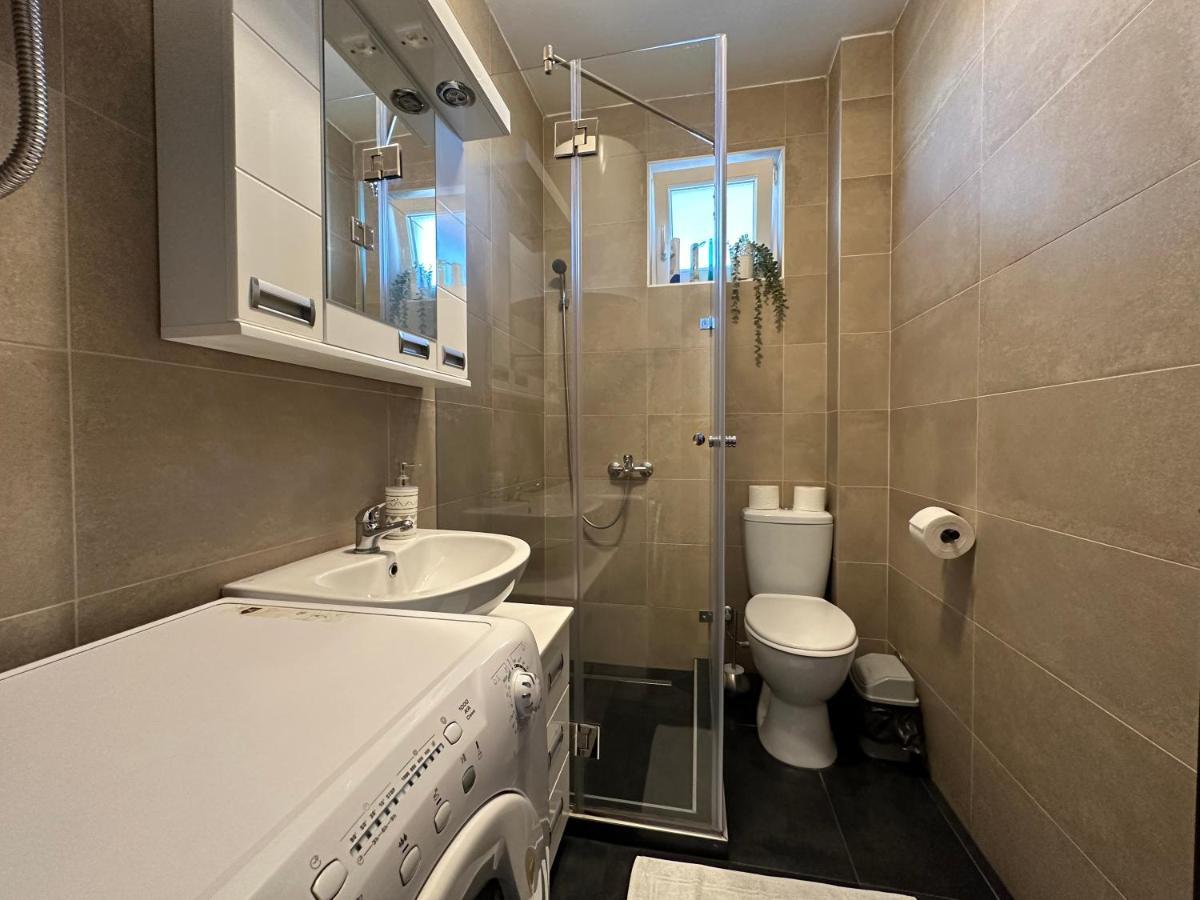 Apartment Aura Белград Екстериор снимка