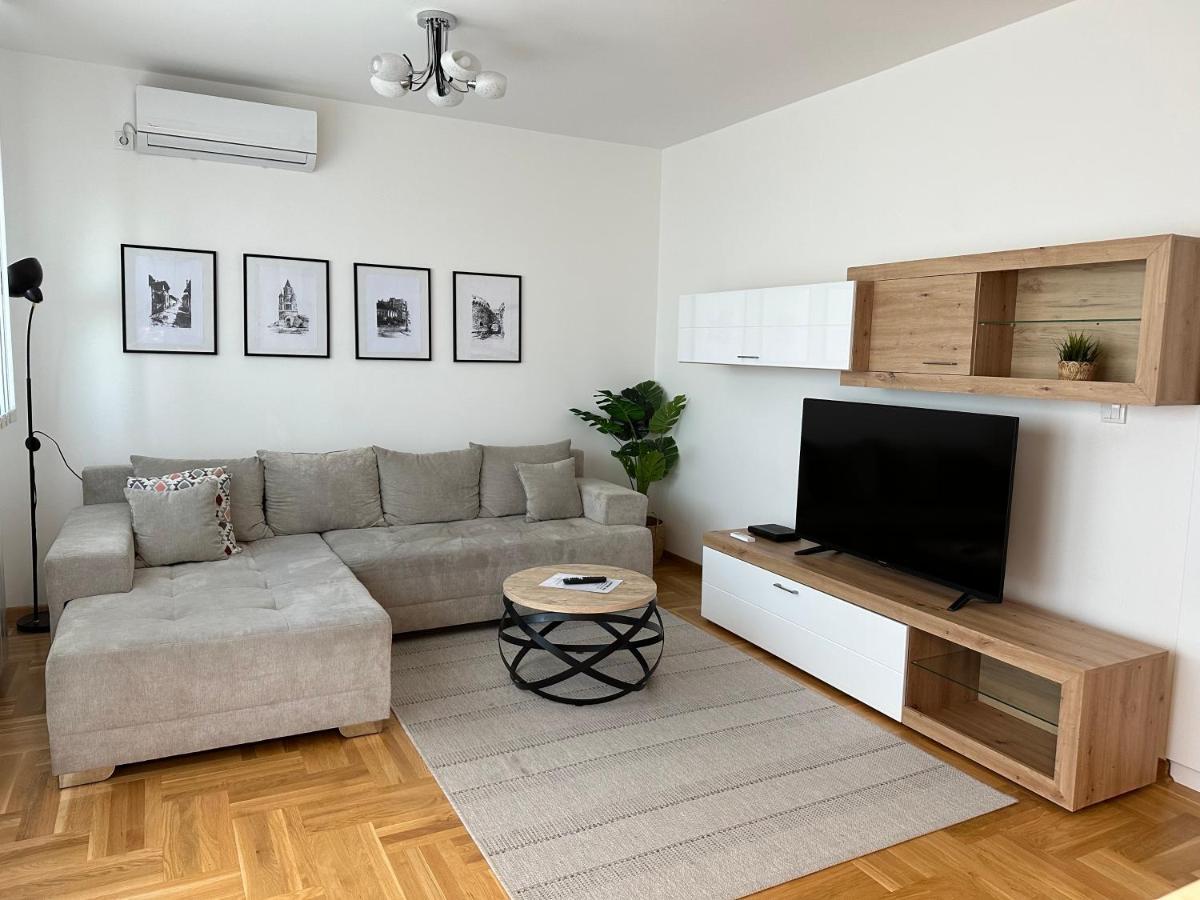 Apartment Aura Белград Екстериор снимка
