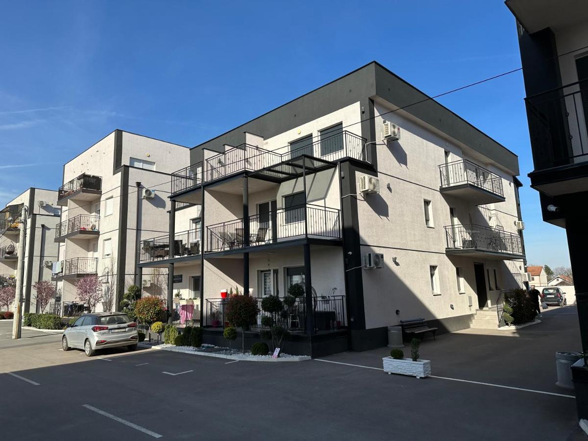 Apartment Aura Белград Екстериор снимка